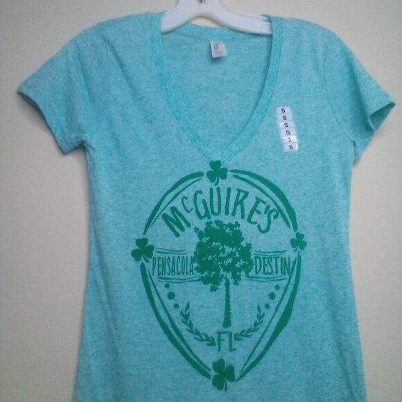 McGuire's Pensacola Destin Florida Shirt Women S V-Neck Short Sleeve Green - Picture 7 of 13